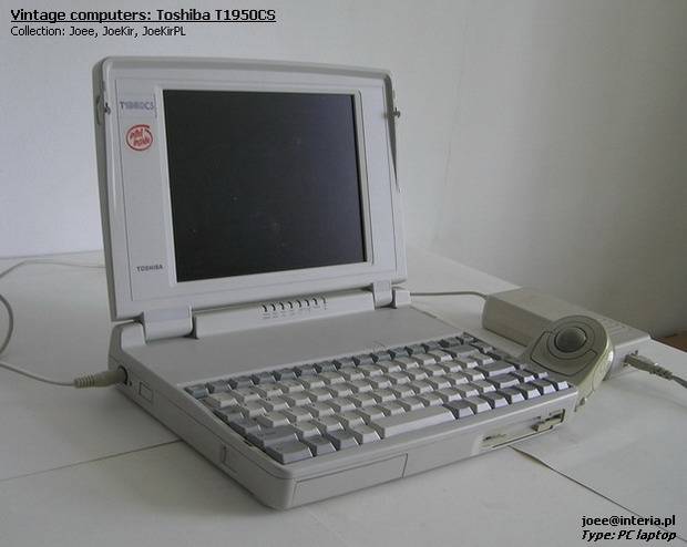 Toshiba T1950CS - 16.jpg